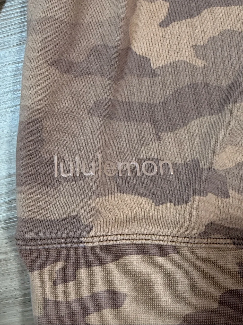 lululemon athletica Women's Tan and Brown Camo Crew Sweatshirt
